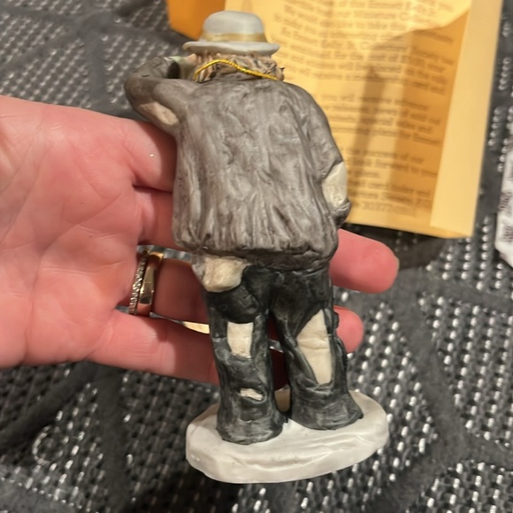 New in box Emmett Kelly Jr figure - Picture 3 of 6